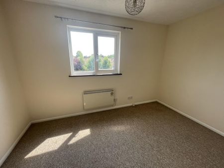 2 bedroom terraced house to rent - Photo 3