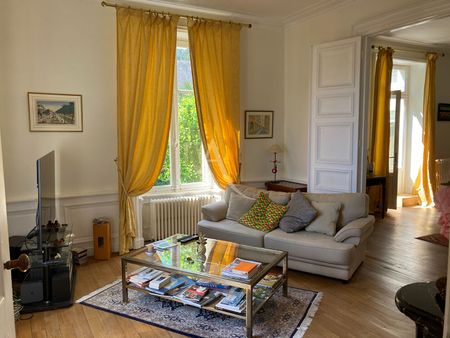 Location Maison 7 pièces 197m² FONTENAY LE COMTE 85200 - Photo 2