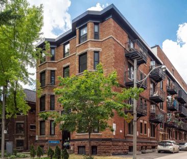 160 Huron Street — 1 Bedroom - unit 103 - Photo 4