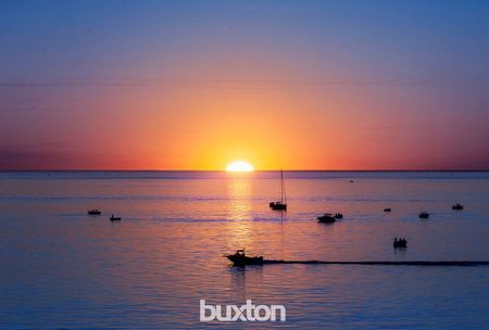 STYLISH TOWNHOUSE WITH MODERN FLAIR - Photo 2