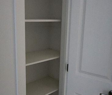 For Lease - 304 Makobe Lane, Blossom Park - Airport and Area, Ontario - Photo 3