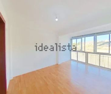 Alquiler de piso en Victoria Eugenia - Photo 5