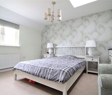4 bedroom detached house to rent - Photo 3