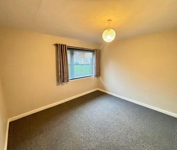 1 bedroom Flat To Let - Photo 3