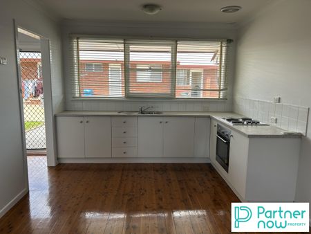 3/96 Belmore Street, TAMWORTH NSW 2340 - Photo 5
