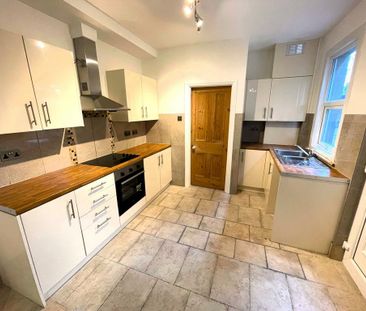 3 bedroom terraced house to rent - Photo 6