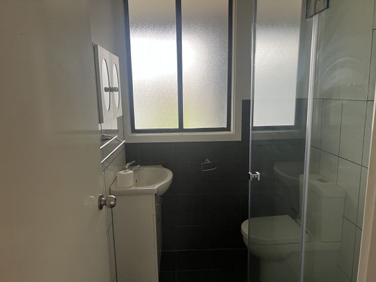 60 Grutzner Avenue,, Shepparton VIC 3630 - Photo 1