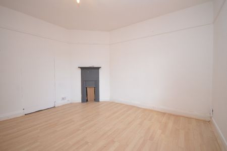 4 bedroom house - Photo 4