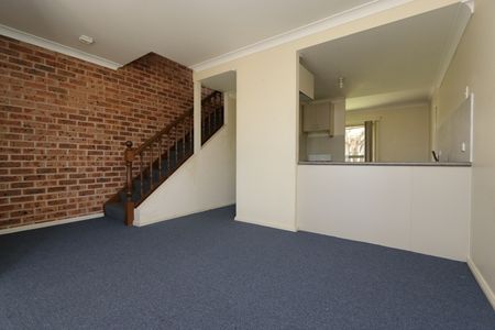 3/16 Hawkins Street, Rutherford NSW 2320 - Photo 2