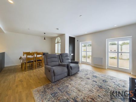 2 bedroom maisonette to rent - Photo 5