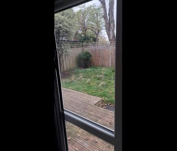 4 Bed Semi-Detached House, Woodside Grange Road, N12 - Photo 1