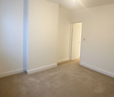 2 Bed Semi-Detached House, Tissington Road, NG7 - Photo 2