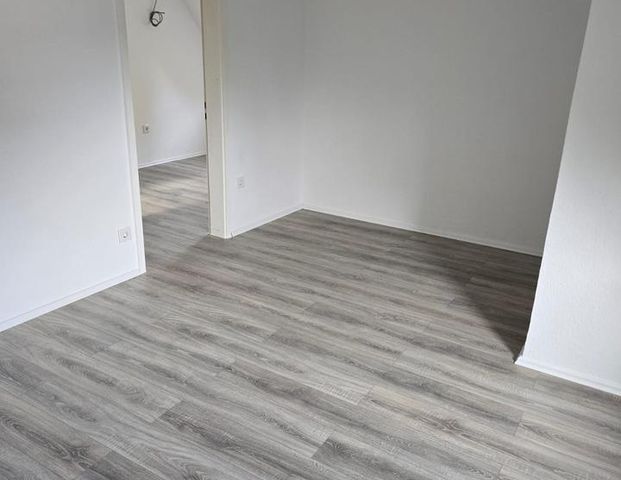 Renovierte großzügige Dachgeschoß Wohnung in Kupferdreh - Foto 1