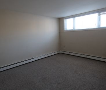 1-232 Humphry, Moncton, NB, E1C 6P6, Canada - Photo 3