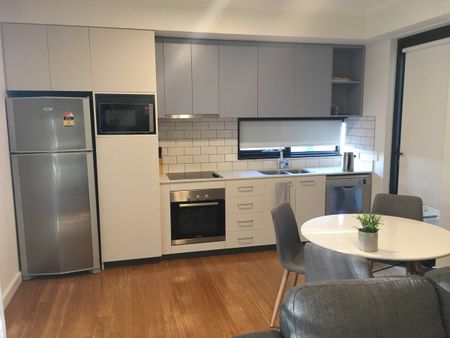 Modern Inner-City 2 by 2 Apartment - Photo 3