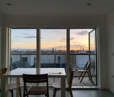 1 Bed Flat, Dance Square, EC1V - Photo 3