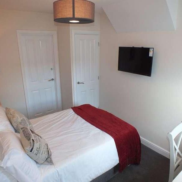 Curzon Street, Reading, RG30 - Photo 1