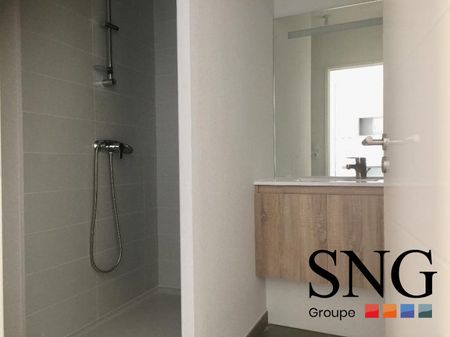 T2 AVEC BALCON ET PARKING - Photo 3