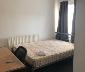 High Street, Knutton, ST5 - Photo 5