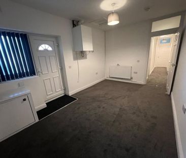 1 bedroom ground floor flat to rent - Photo 6