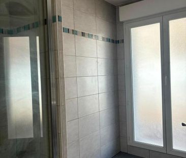 Location Appartement 3 pièces 66m² VALENCE 26000 - Photo 4