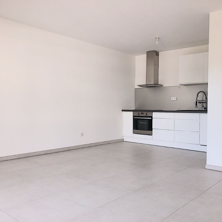 Location Appartement 2 pièces 46m² - Photo 1