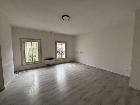 Location Appartement 2 pièces 62m² PRADES 66500 - Photo 2