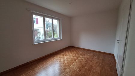 "3.5-Zimmerwohnung in ruhigem Wohnquartier für Einzelperson" - Photo 4