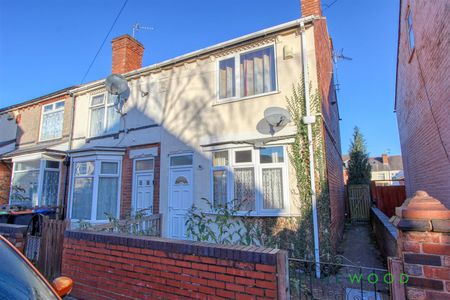 3 BEDROOM House - End Terrace - Photo 2