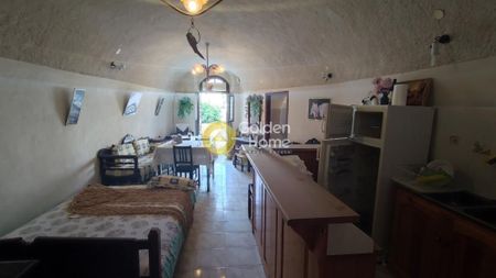 Συγκρότημα για ενοικίαση Μέσα Κατοικίες (Σαντορίνη) - Φωτογραφία 3