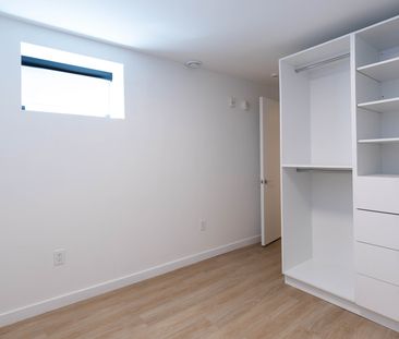 Bright 1Bed, 1Bath in Leslieville. - Photo 3