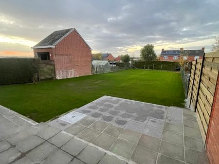 Vernieuwde woning te huur Deerlijk met grote tuin - Photo 4