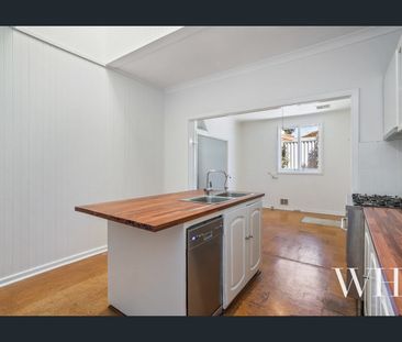 Character Charm! - Photo 5