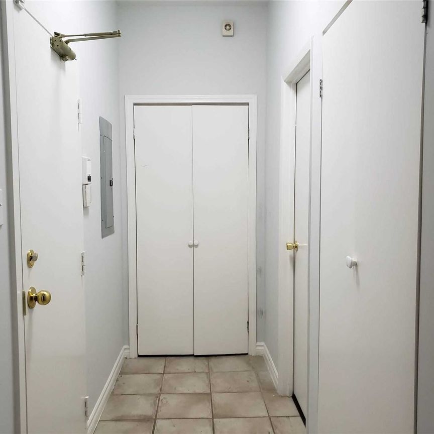 For Lease - 222 Queen Street Unit# 2, Mississauga, Ontario - Photo 2