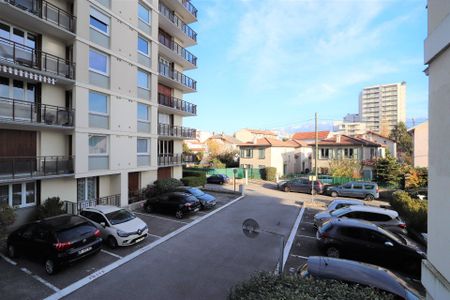 Location Appartement 2 pièces 52m² GRENOBLE 38100 - Photo 4