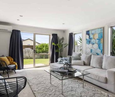 4 Bedroom Family Home - Beachlands - Photo 1