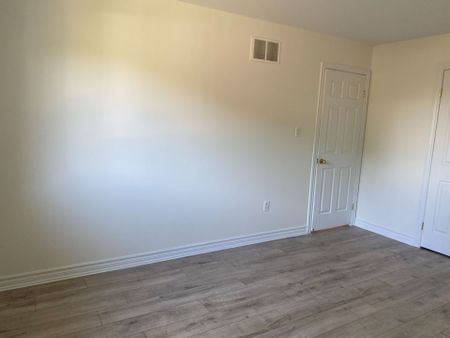 For Lease - 23 Butternut Drive Unit# Upper, Barrie, Ontario - Photo 5