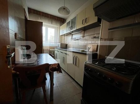 Apartament 2 camere, etajul 1, zona Calea București - Photo 3