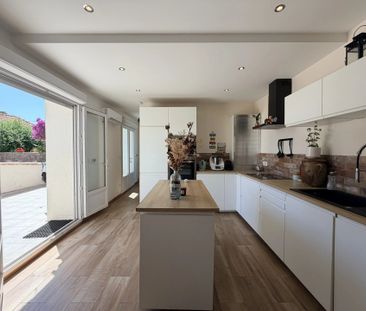 Location Maison 4 pièces 107m² LA CIOTAT 13600 - Photo 6