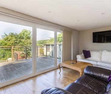 3 bedroom semi-detached house to rent - Photo 6