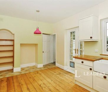 2 bedroom terraced house to rent - Photo 1