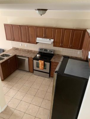 For Lease - 46 Laramie Crescent, Vaughan, Ontario - Photo 1