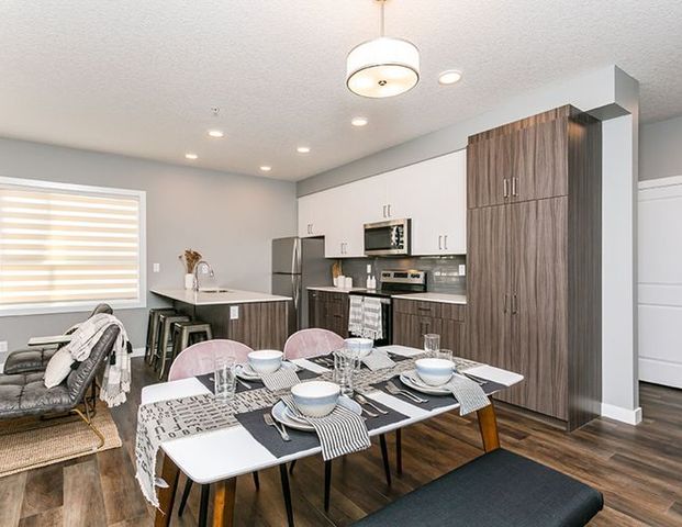 Charlesworth | 5207 Fourth Ave SW, Edmonton - Photo 1