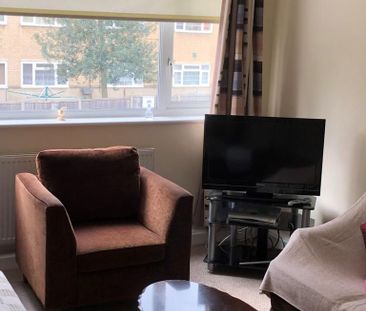 2 bedroom maisonette to rent - Photo 1