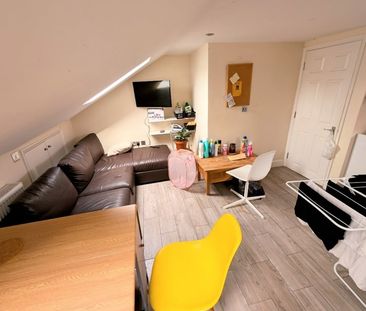Room in a Shared Flat, Peckham, SE15 - Photo 3