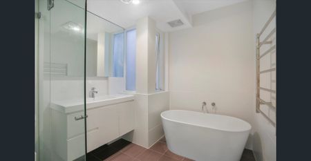 Extra Large One bedroom Unit in Fantastic Location - Photo 5