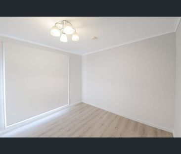1/6 Sweet Gum Avenue, Narre Warren, Vic 3805 - Photo 2