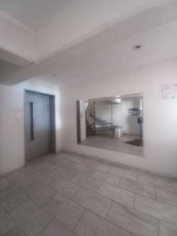 Studio/Γκαρσονιέρα για ενοικίαση Αγία Τριάδα (Πάτρα) - Photo 3