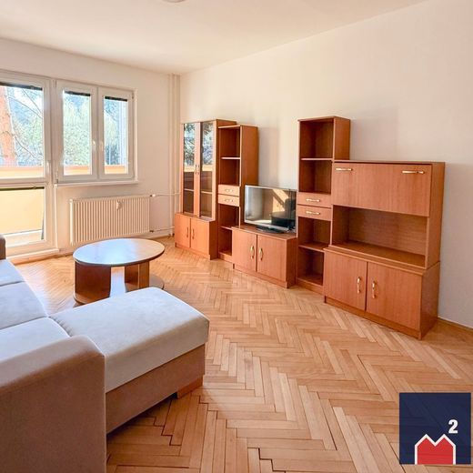 Prenájom 2-izb. bytu na Fándlyho ulici v Žiline | zariadený | 57 m2 - Photo 1