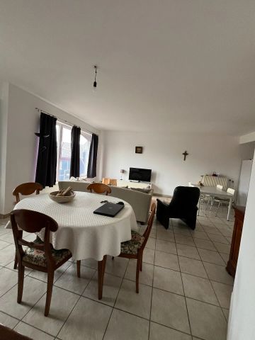 Gezellig, goed gelegen appartement met 2 slaapkamers vlakbij het centrum van Geel! - Photo 4